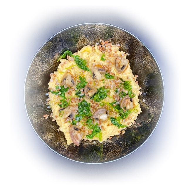 Polenta crémeuse, sarrasin et champignons